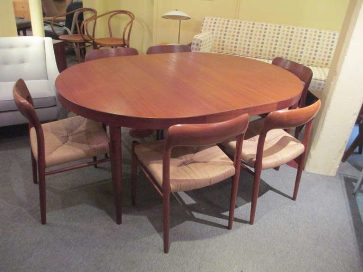 Furniture , 13 Expandable Round Dining Table Idea : Contemporary Expandable Round Dining Table