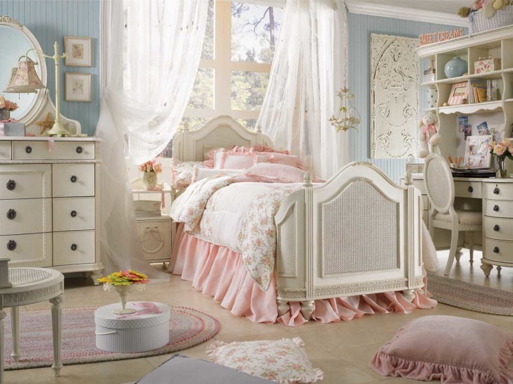 Bedroom , 6 Shabby Chic Bedrooms Idea : Shabby Chic Bedroom For Little Girls