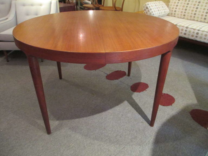 Furniture , 13 Expandable Round Dining Table Idea : Brown Expandable Round Dining Table