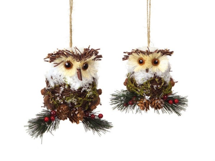Lightning , 10 Pinecone Ornaments Ideas : Pine Cone Holly Owl Rustic Christmas Ornament