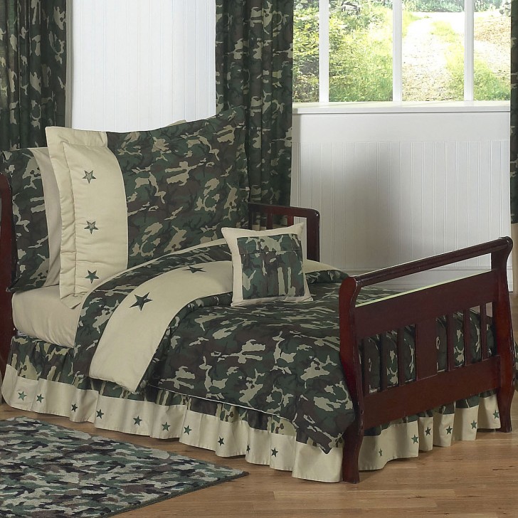 Bedroom , 9 Charming Boys camouflage bedroom ideas : Camouflage Baby Bedding