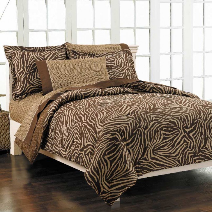 Bedroom , 10 Unique Cheetah print bedroom ideas : Bedroom Design Ideas