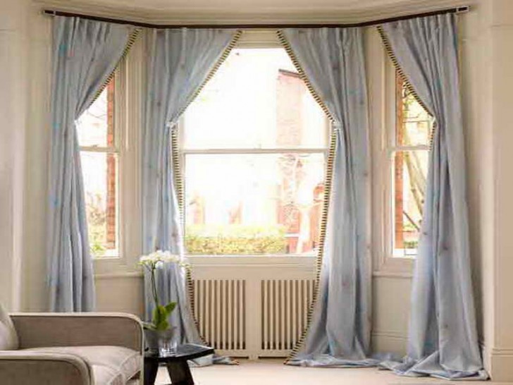 Living Room , 8 Fabulous Curtain rods for bay windows ideas : Bay Window Curtain Ideas