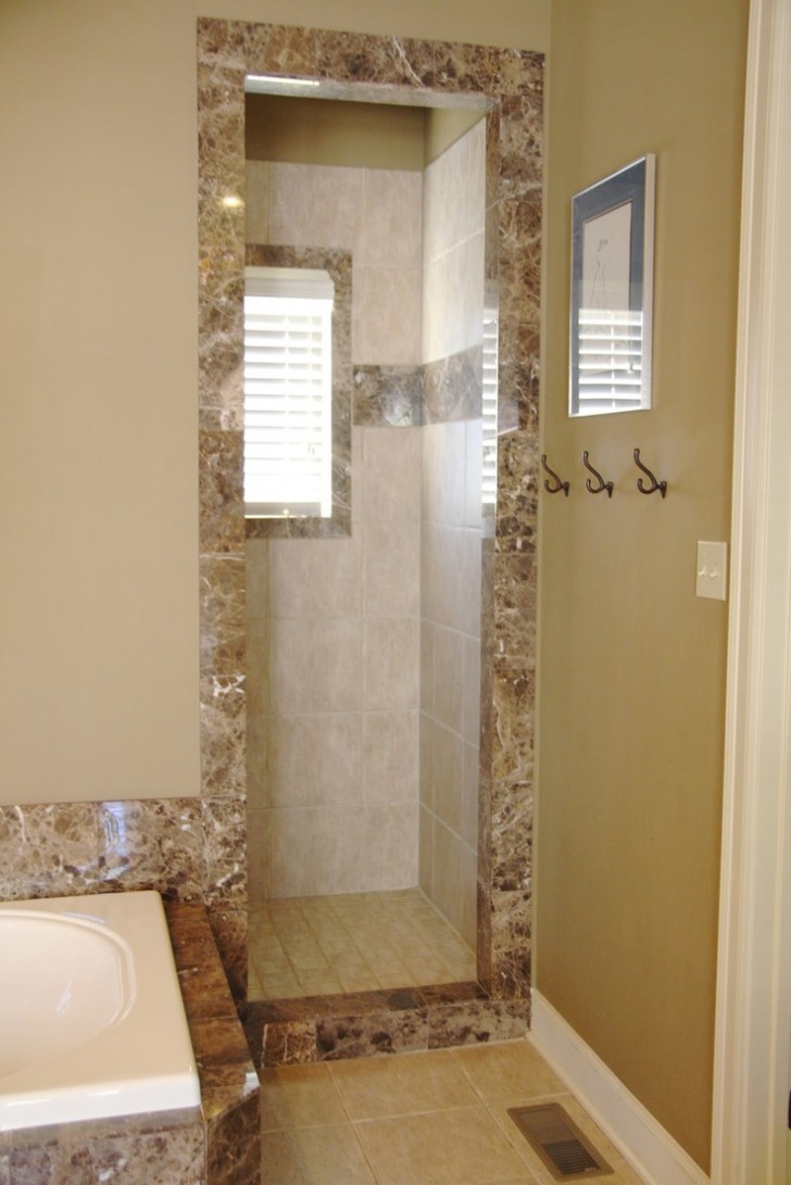 Bathroom , 9 Nice Doorless showers :  Bathroom Ideas