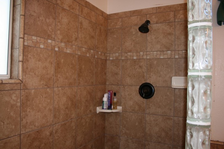 Bathroom , 7 Outstanding Doorless shower pictures :  Small Bathroom Ideas