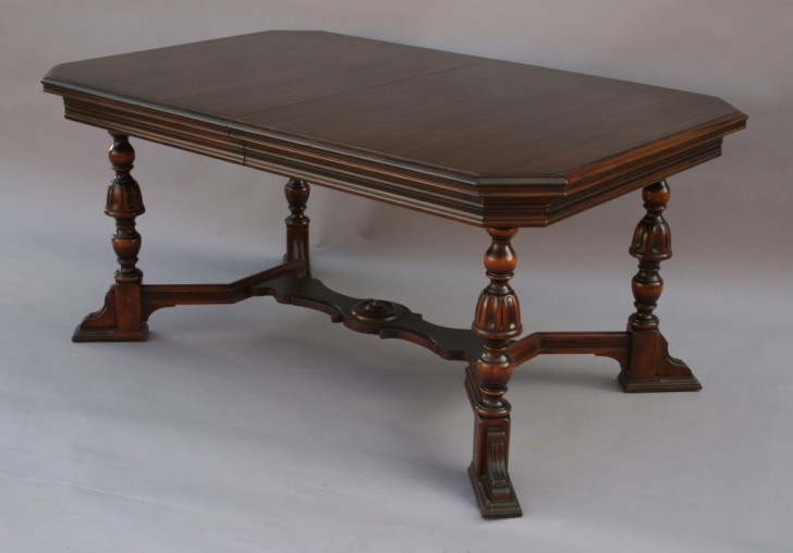 Furniture , 7 Good Expandable dining room tables : Expandable Mahogany Dining Room Table
