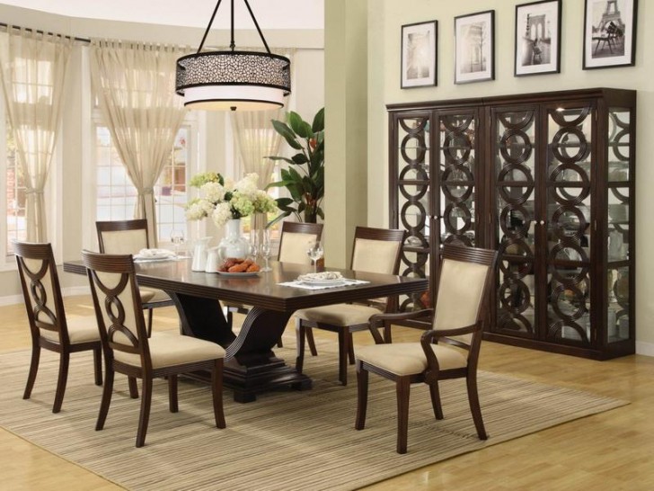 Dining Room , 6 Perfect Centerpieces For Dining Room Table : Organizing Dining Room Table