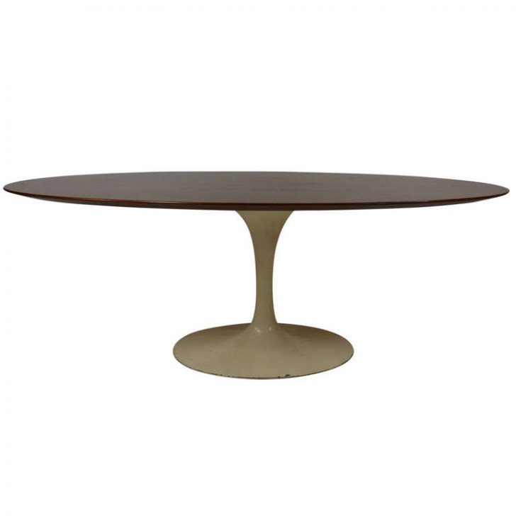 Furniture , 8 Charming Saarinen Dining Table Oval : Oval Dining Table