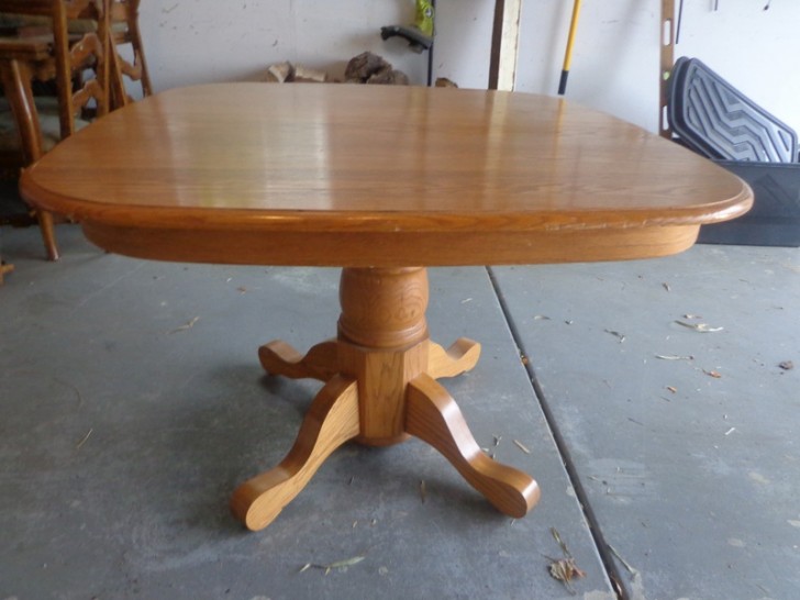 Furniture , 9 Stunning Refinish dining table : Refinishing An Oak Dining Table