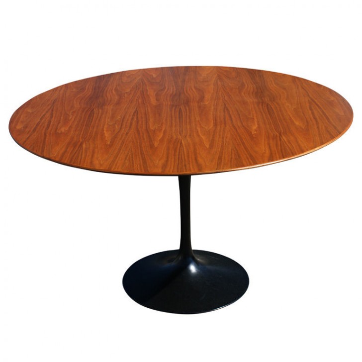 Furniture , 8 Awesome Saarinen Round Dining Table : Round Oak Dining Table