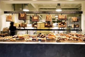 550x440px 7 Outstanding Bakery Interior Design Ideas Picture in Others