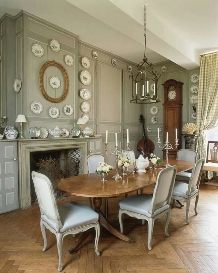 Dining Room , 8 Stunning French Provincial Dining Table And Chairs : Dining Room Table Style Centerpiece