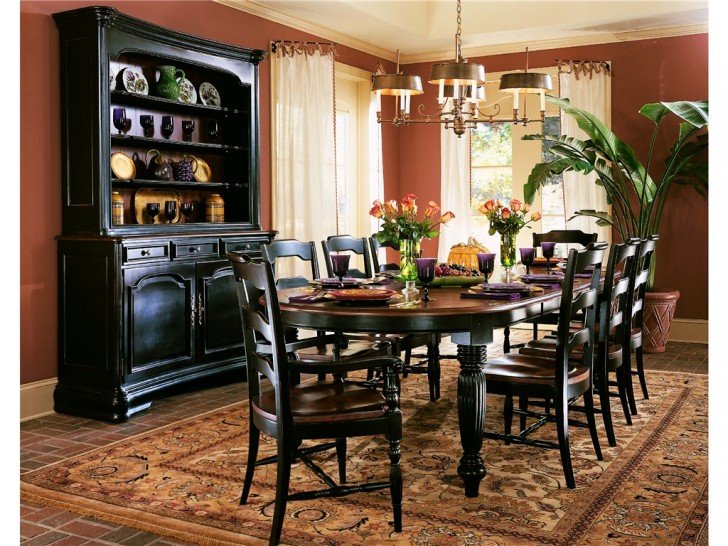Dining Room , 7 Excellent Hooker Dining Room Tables : Oval Dining Table
