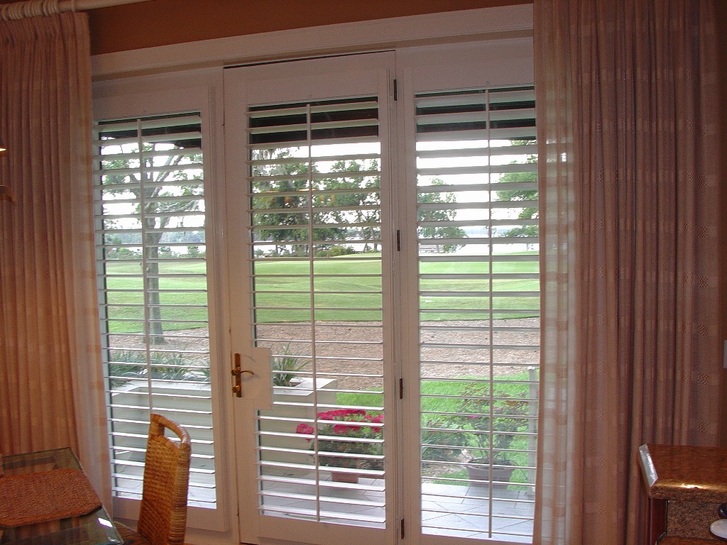 1024x768px 7 Perfect Plantation Shutters Picture in Others