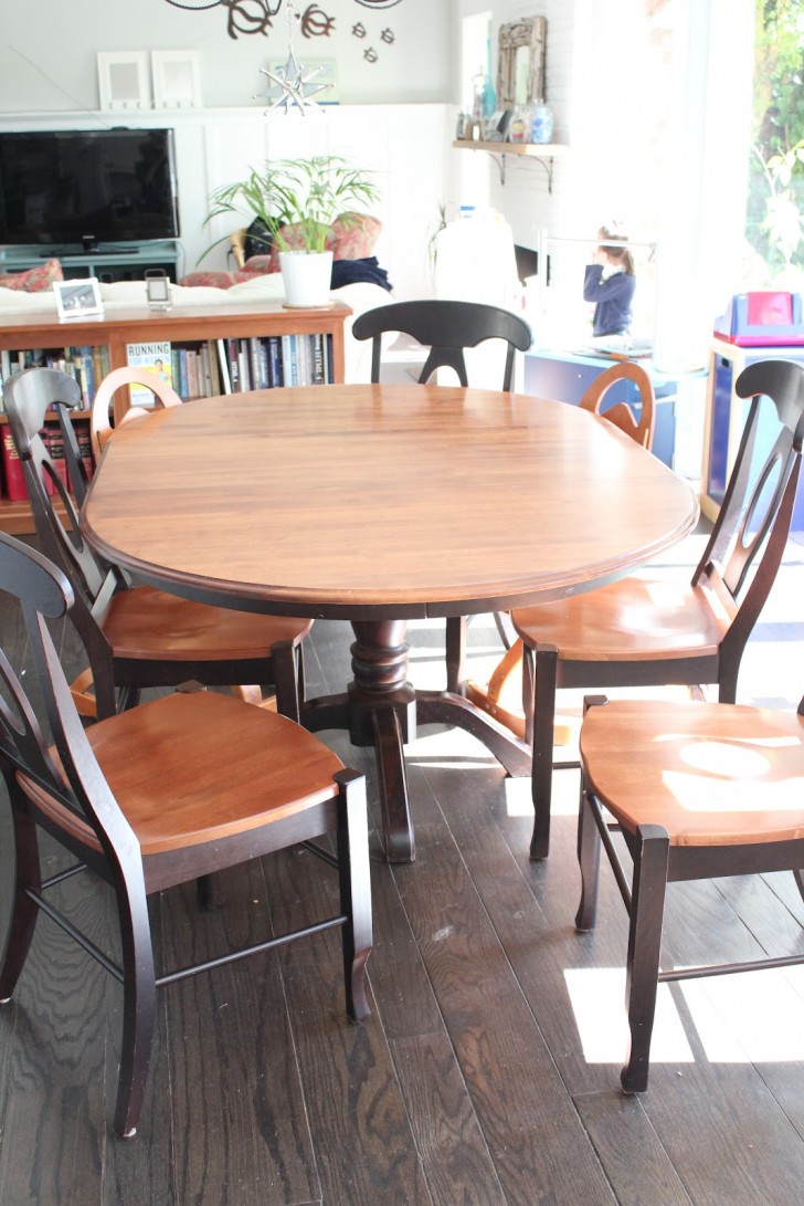 Dining Room , 7 Amazing Refinish a Dining Room Table : Refinish A Dining Room Table