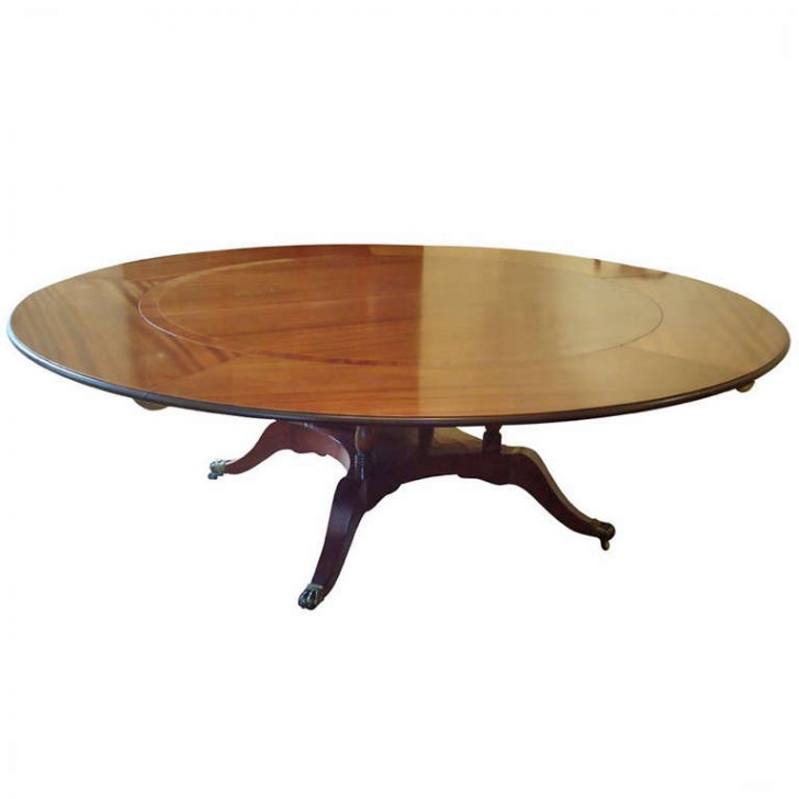 Furniture , 7 Stunning Expandable Round Dining Table : Stately Round Dining Table