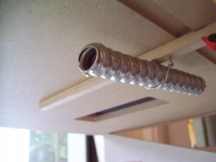 Others , 7 Top Exposed ductwork :  Flexible Ducting