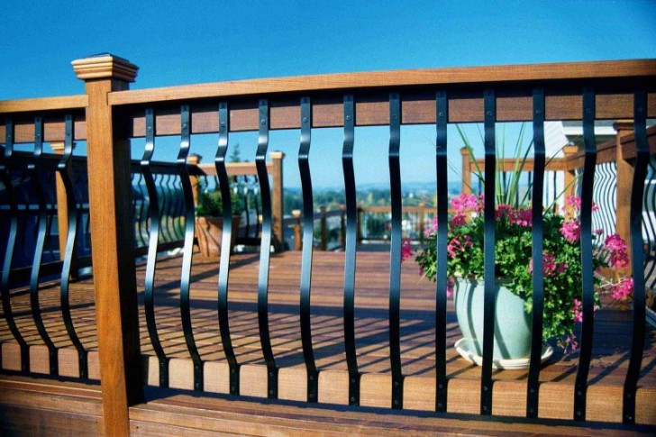 Others , 7 Awesome Deckorators :  Wrought Iron Railings