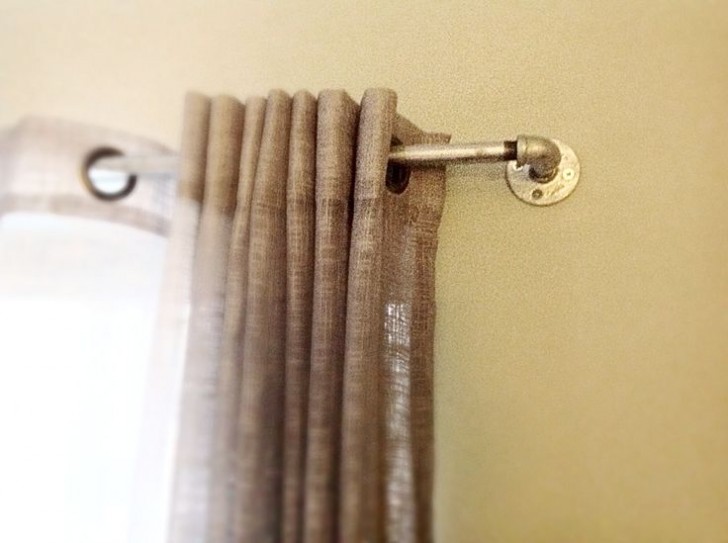 Others , 6 Top Industrial curtain rods : DIY Industrial Look Curtain Rod