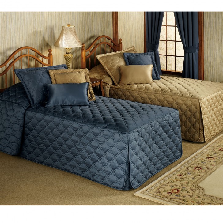 Bedroom , 7 Gorgeous Fitted bedspread : Home Classic Fitted Bedspread