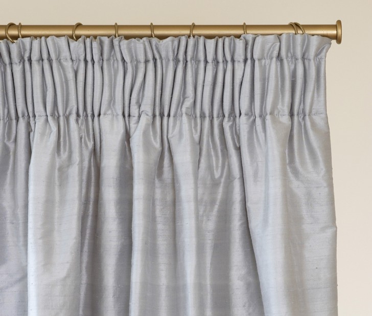 Others , 7 Charming Pleated curtains : Pencil Pleat Curtains