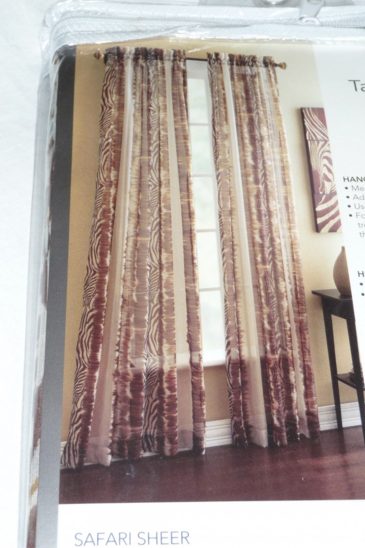Others , 6 Top Croscill curtains : Sheer Tailored Window