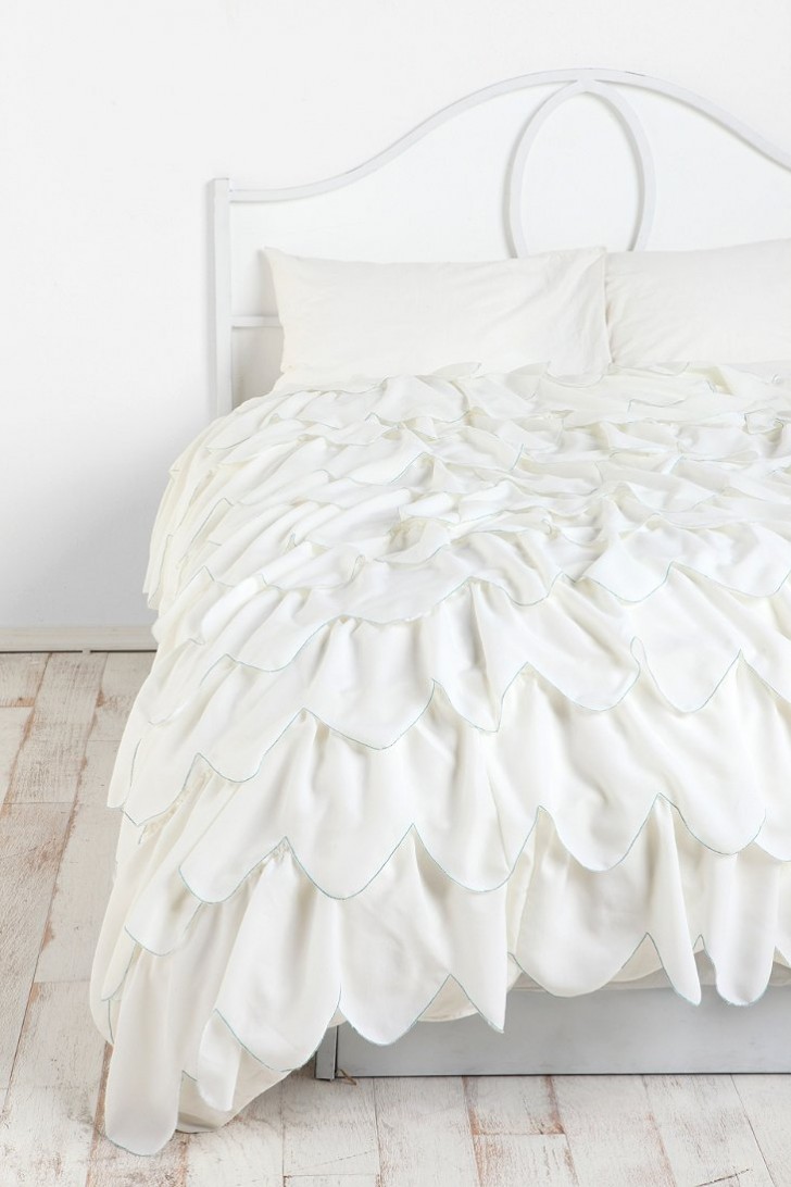 Bedroom , 7 Ideal Ruffle duvet cover : Stitched Scallop Ruffle Duvet Cover