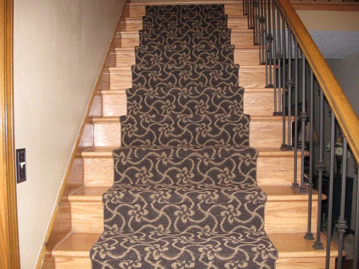 Others , 7 Best Carpet runners for stairs : Carpet Runners Stair