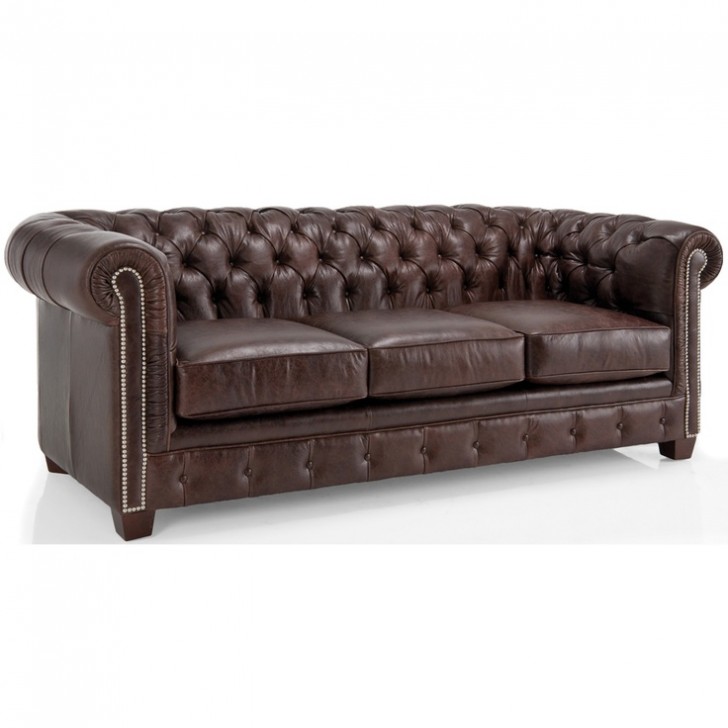Furniture , 7 Stunning Distressed leather sectional :  Chesterfield Sofa