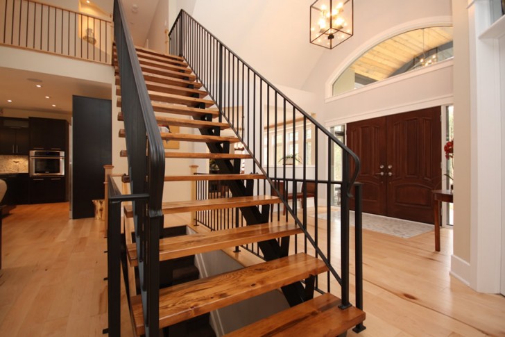 Others , 6 Good Stair railing ideas :  Iron Fence
