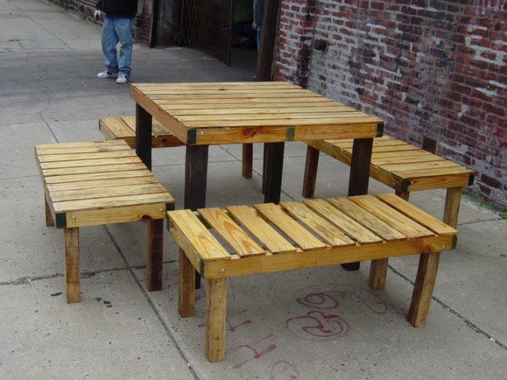 Furniture , 8 Good Rustic picnic tables : Rustic Indoor Outdoor Picnic Table