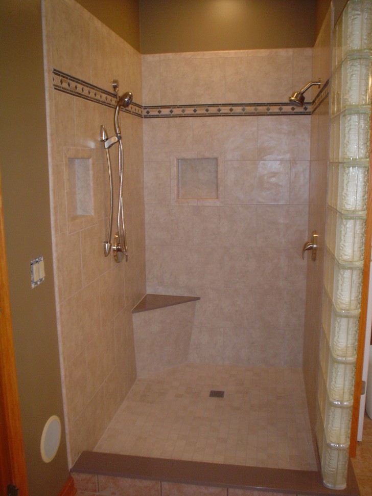 Bathroom , 6 Unique Shower designs for small spaces : Modern Bathroom Designs