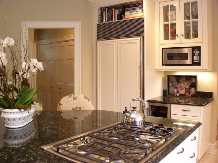 Kitchen , Wonderful  Contemporary Granite Countertop Overlays Photo Inspirations : Beautiful  Traditional Granite Countertop Overlays Ideas