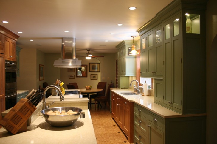 Kitchen , Lovely  Victorian Kitchen Cabinets and Design Picture : Cool  Traditional Kitchen Cabinets And Design Image Ideas