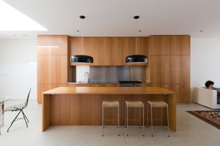 Kitchen , Beautiful  Eclectic Oak Kitchen Sets Photos : Lovely  Modern Oak Kitchen Sets Picture