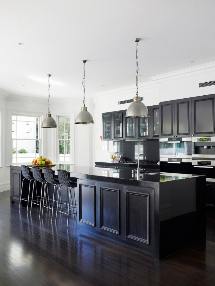 Kitchen , Stunning  Traditional Black Cabinets Kitchen Image Inspiration : Stunning  Traditional Black Cabinets Kitchen Image Ideas