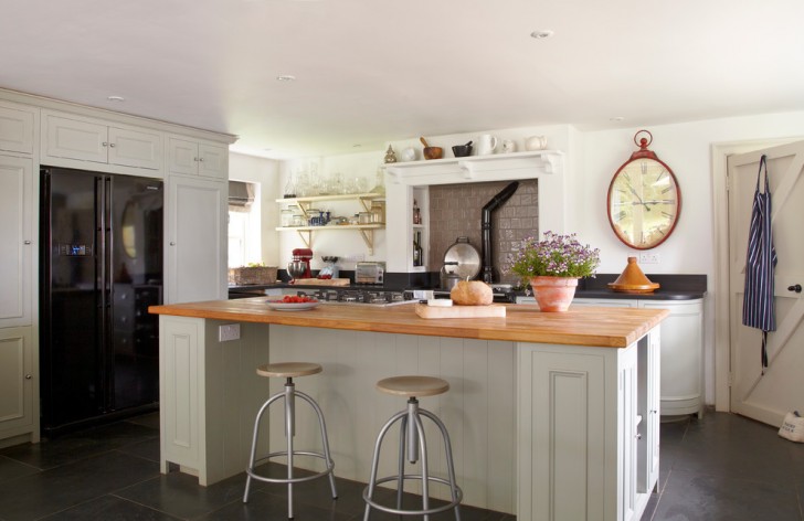 Kitchen , Beautiful  Beach Style Kitchen Islands Cabinets Image : Wonderful  Farmhouse Kitchen Islands Cabinets Inspiration